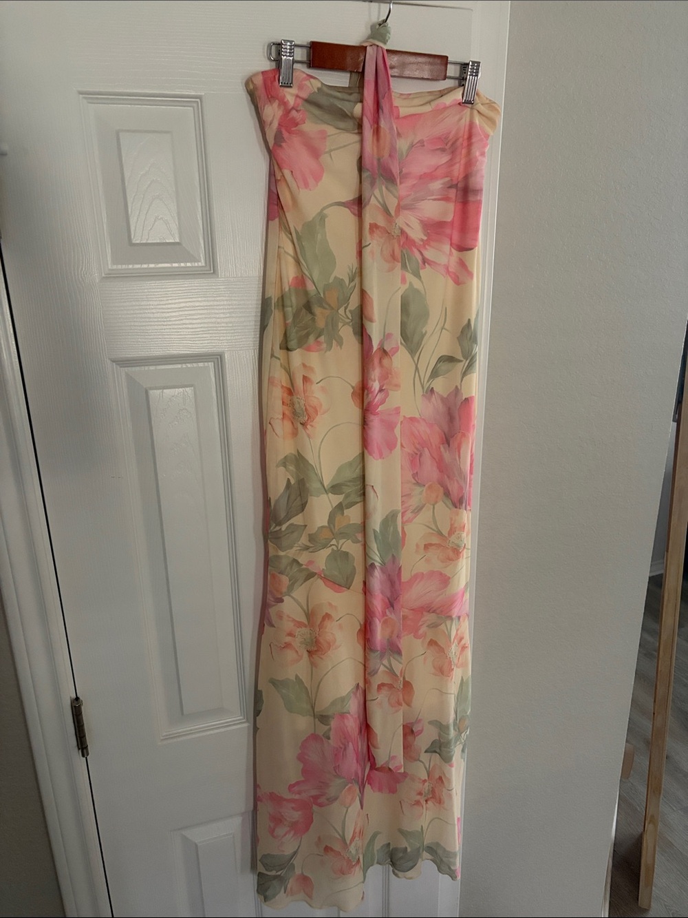 Strapless Floral Maxi Dress - Pink & Cream with scarf - fitted & breathable